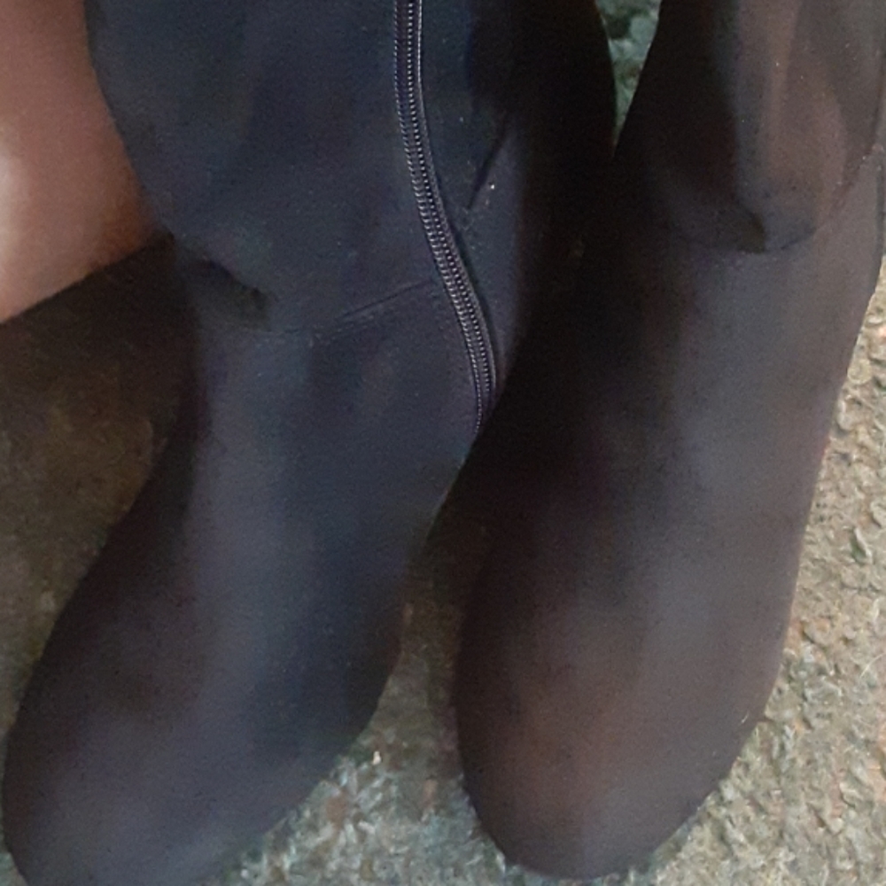 Boots - Picture 2 of 4